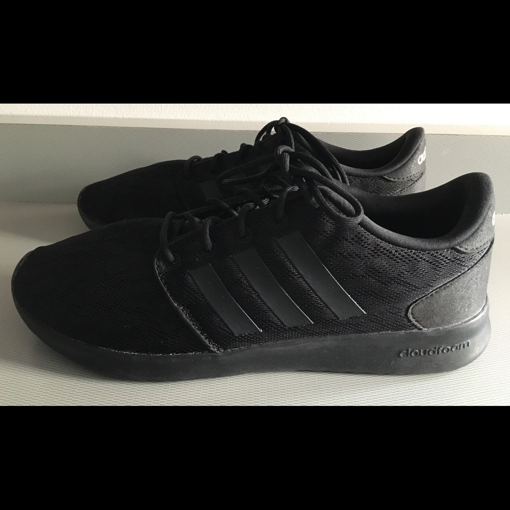 Adidas black tennis shoes, Like New, Women’s 9.5